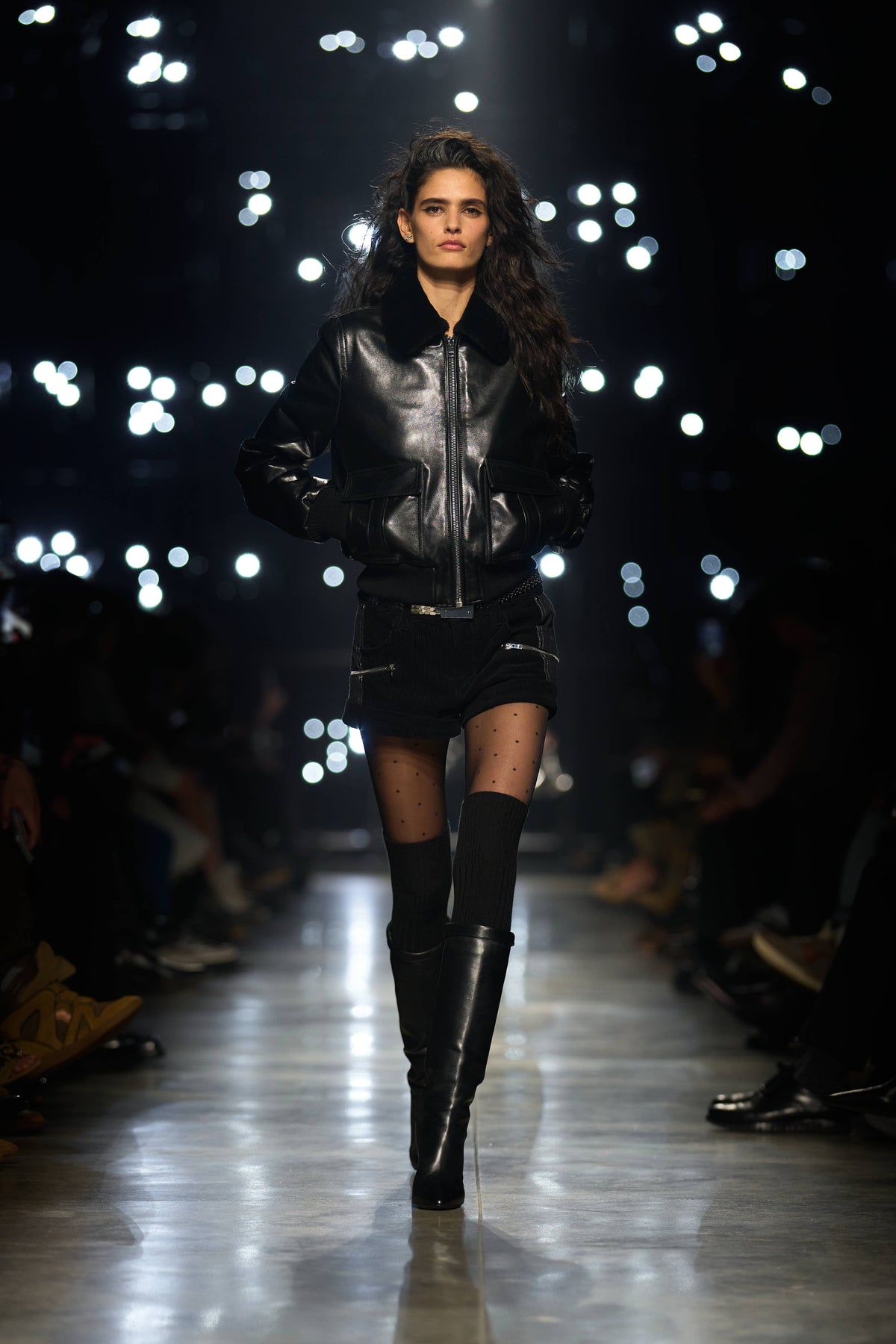 Look 24 W26