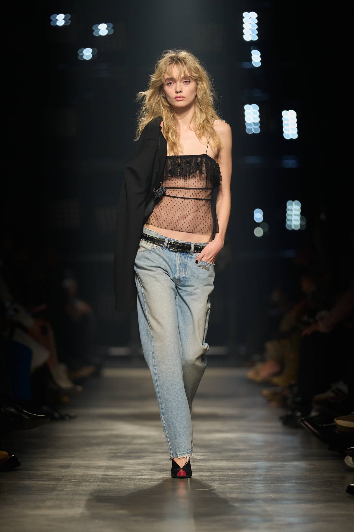 Look 48 W26