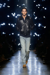 Look 50 W26