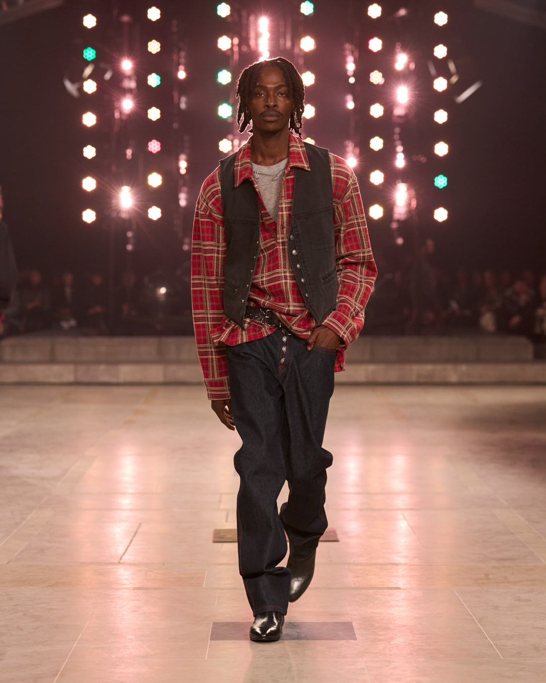Look 32 FW25