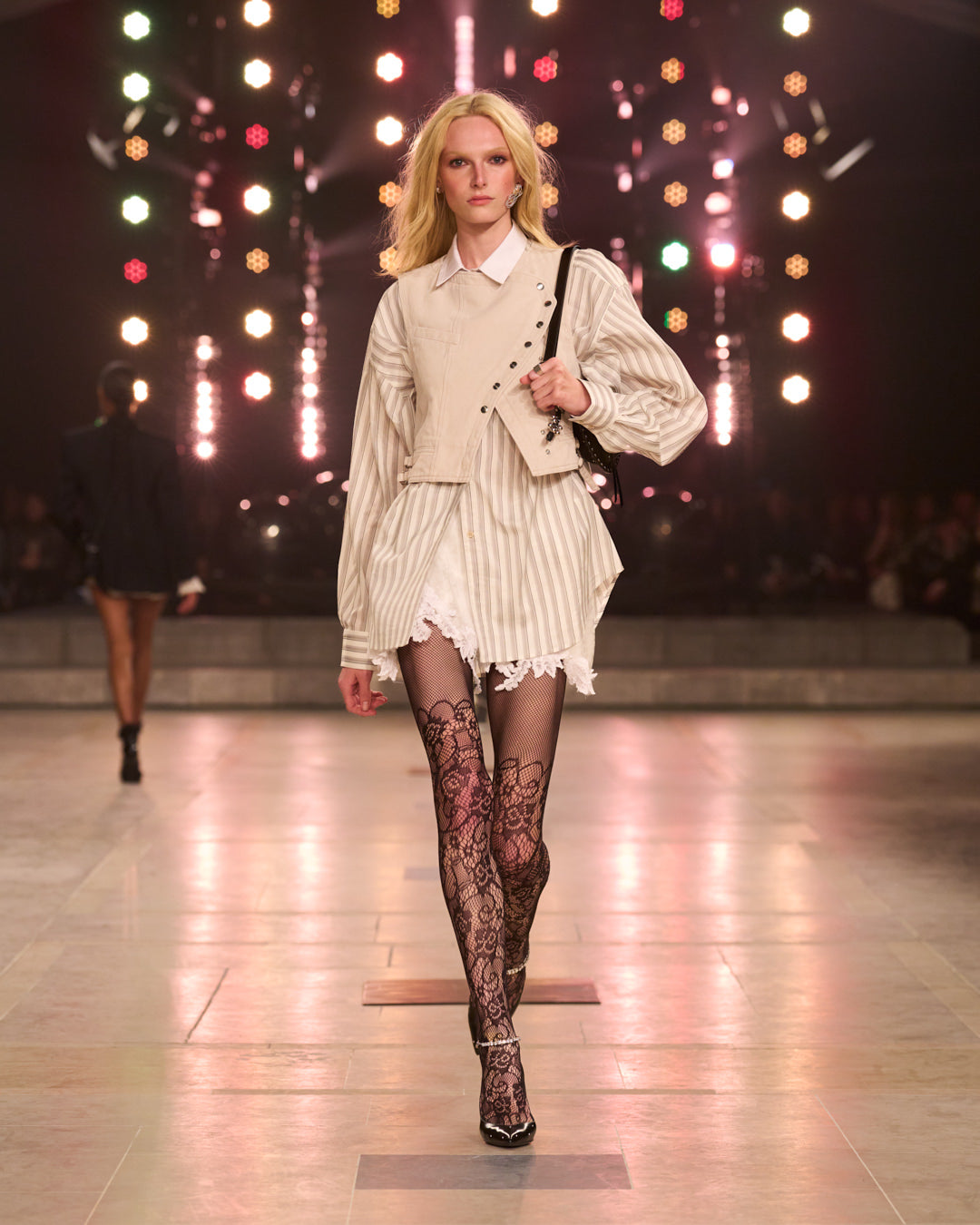 Look 49 FW25